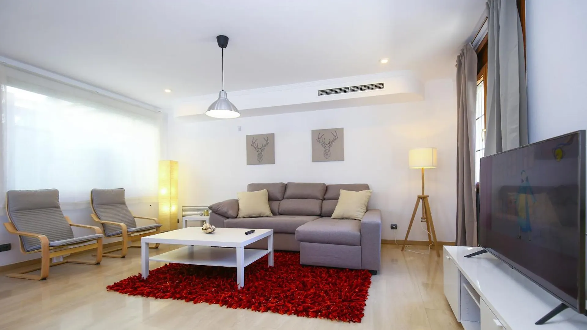 Vento Planetcostadorada Cambrils 0*,  Spain