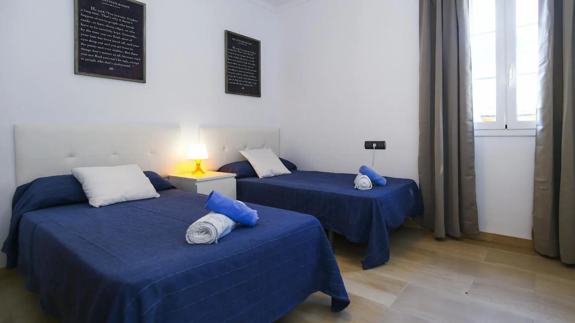 Vento Planetcostadorada Cambrils 0*,